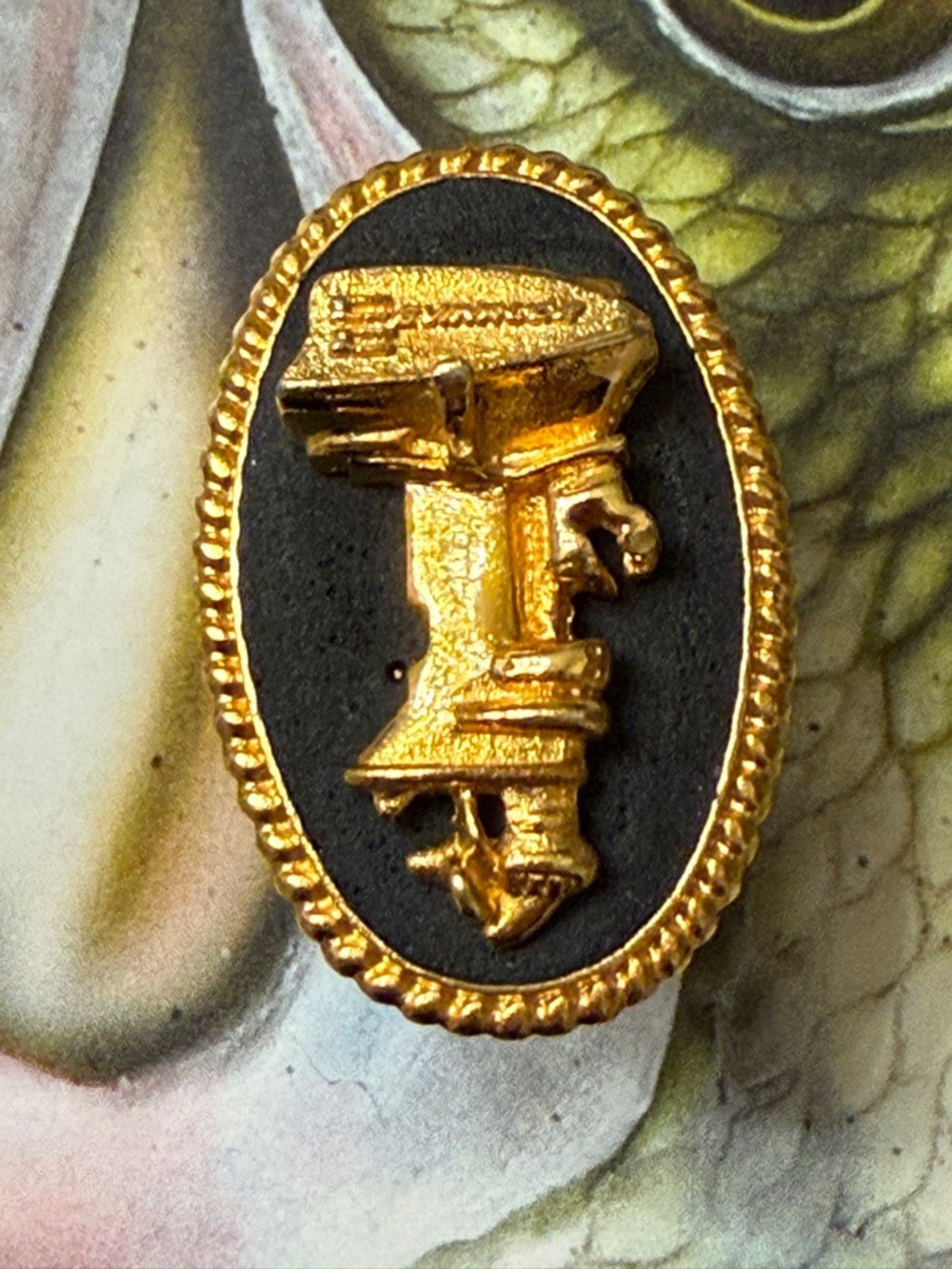 Vintage Evinrude Boat Motor Cufflinks - Classic Men’s Accessory - Picture 6 of 9